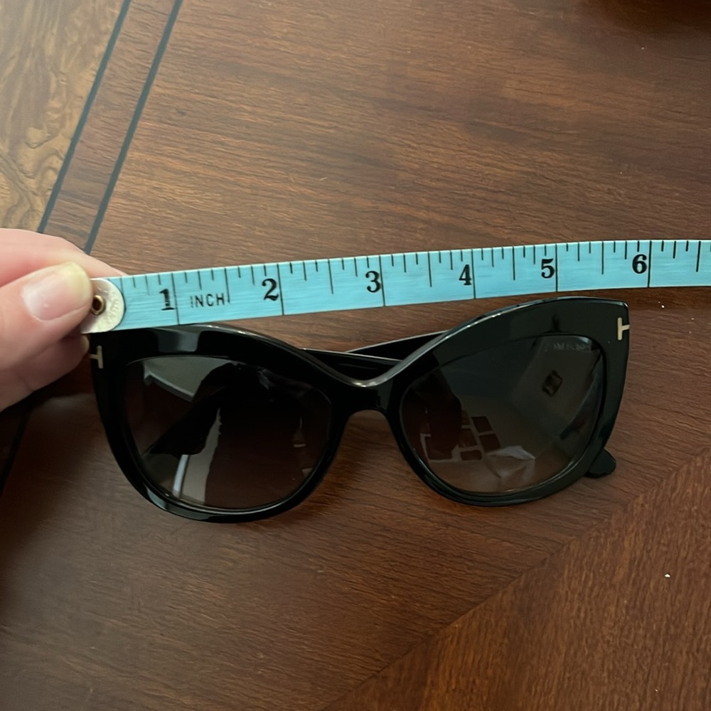 Tom Ford Sunglasses - Picture 9 of 12